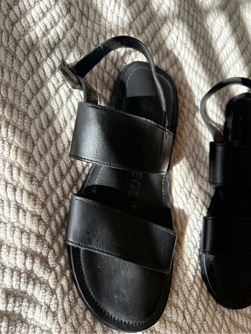 Clarks Black Double-Strap Women's Sandals with Ankle Strap - Picture 3 of 4